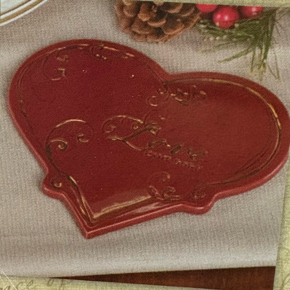DaySpring Heart-Shaped “Love Came Down” Trivet